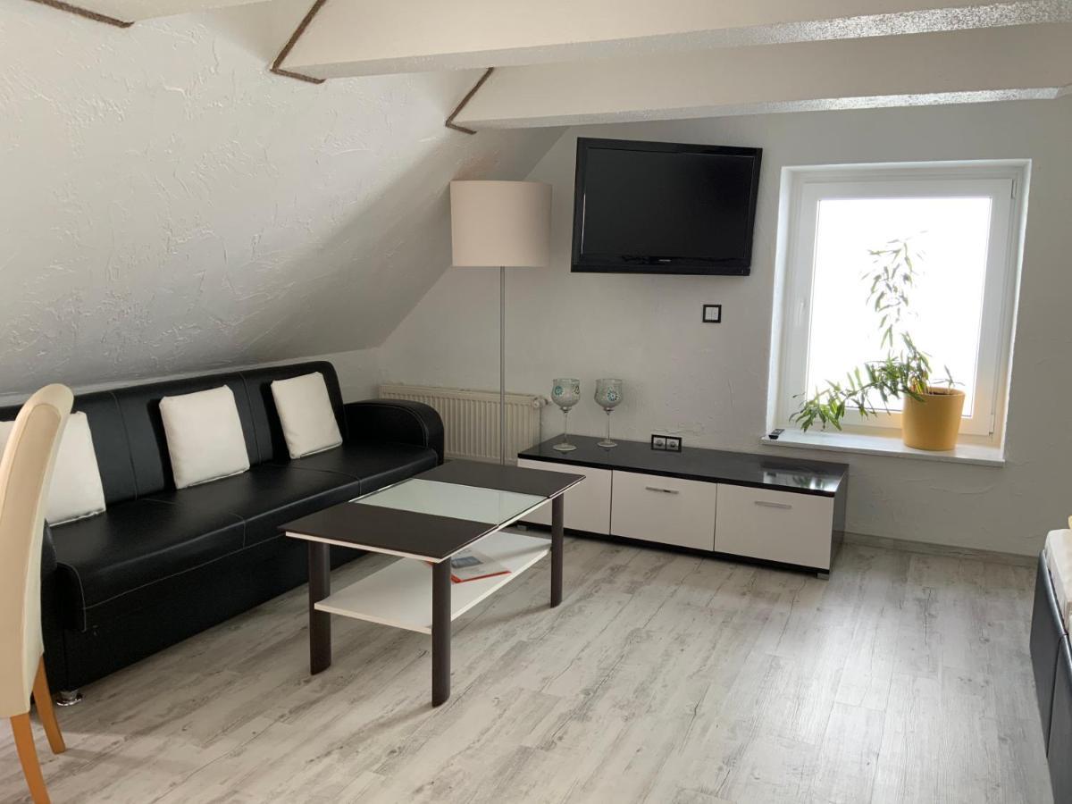Hotel Am Mueritzhafen Garni Waren  Esterno foto